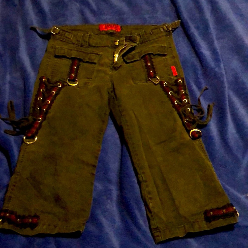 COPY - Capris